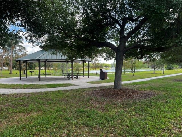 SUNLAND ESTATES - Residential