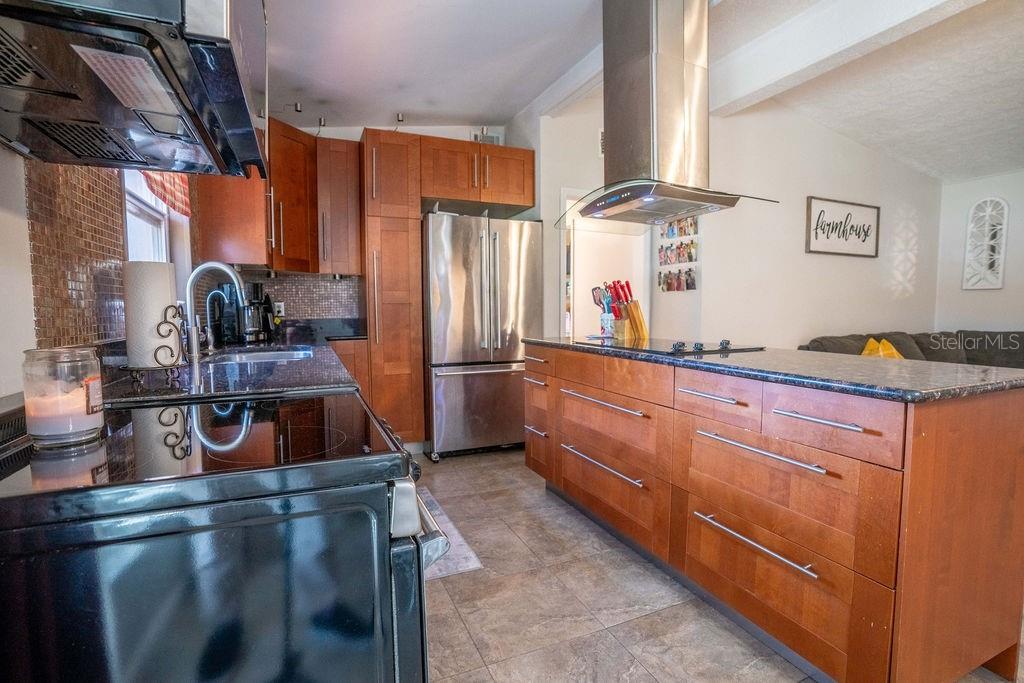 SUNLAND ESTATES - Residential