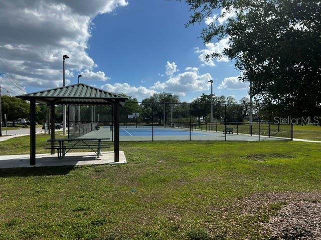 SUNLAND ESTATES - Residential