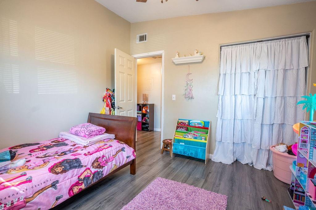 SUNLAND ESTATES - Residential