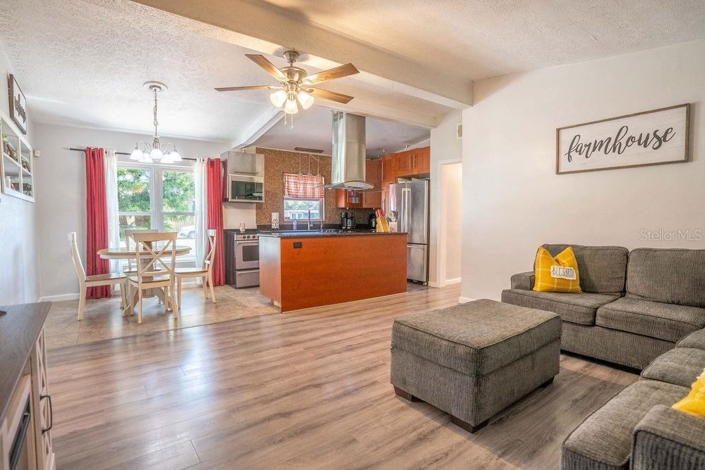 SUNLAND ESTATES - Residential