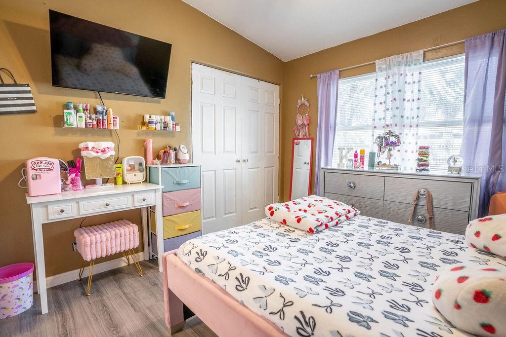 SUNLAND ESTATES - Residential