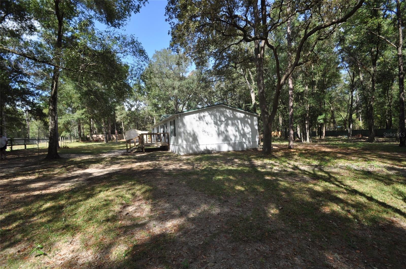 UNIVERSITY OAKS - Residential