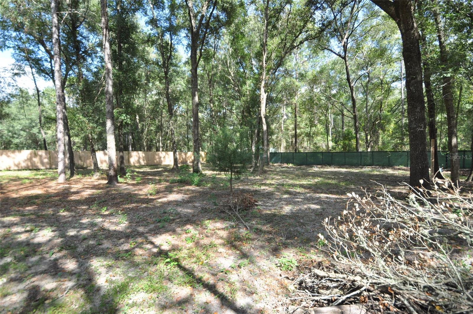 UNIVERSITY OAKS - Residential