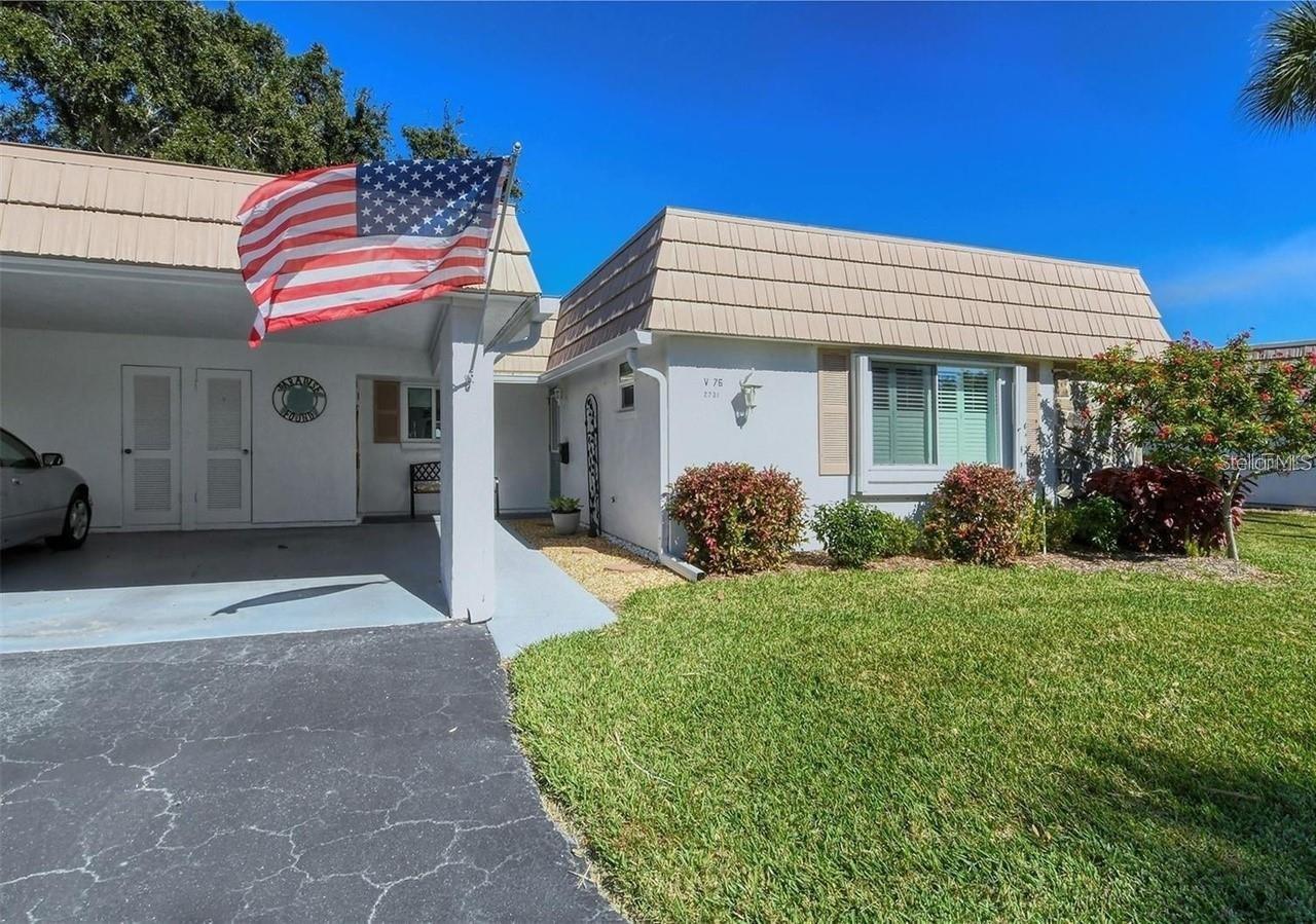 SARASOTA..55 + community...The trouble-free tranquility of Villa living awaits you in this appealing 2/2 unit with loads of bonus space. The feature-rich on-site amenities package includes billiard room, meeting room, library, pool, fitness center, clubhouse and boat slips are available if interested on a first come, first serve basis. Various shopping and dining destinations are just a jiffy away along with all local amenities and conveniences. Newly updated, the kitchen is in a classic island layout, maximizing workspace and flexibility with beautiful granite countertops. The primary bedroom is well-designed and in addition to the convenience of the private bathroom (walk-in shower), you have a custom walk-in closet space to let your wardrobe breathe. The second bedroom offers a quiet space and is a great place to turn in for the evening. This quiet community awaits you. IT IS AVAILABLE OCTOBER 6TH. SIX MONTHS AT A RENTAL RATE OF $2800/MONTH AND $2400/MONTH FOR AN ANNUAL TENANT. Call Today!