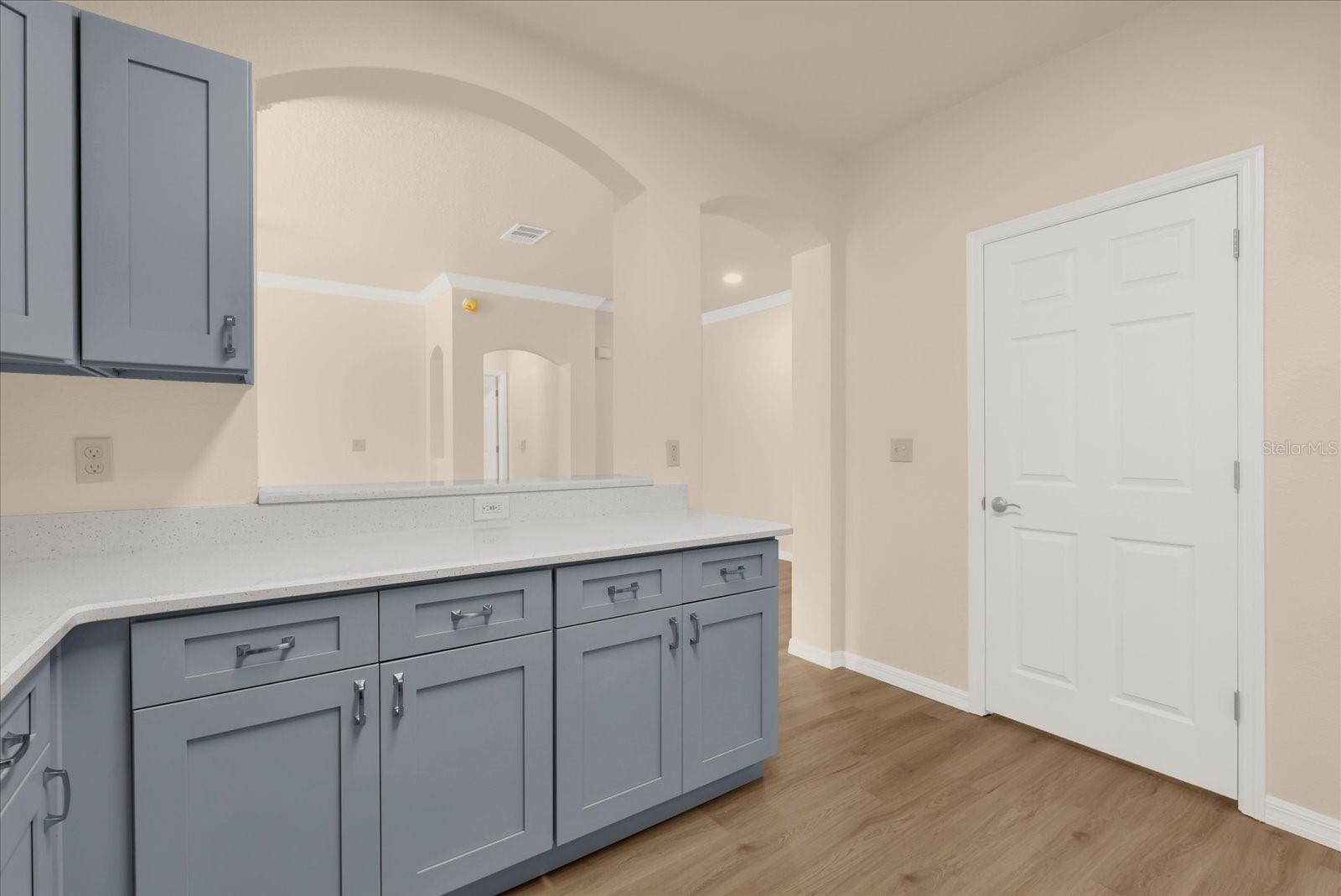 NOTTING HILL A CONDO - Residential