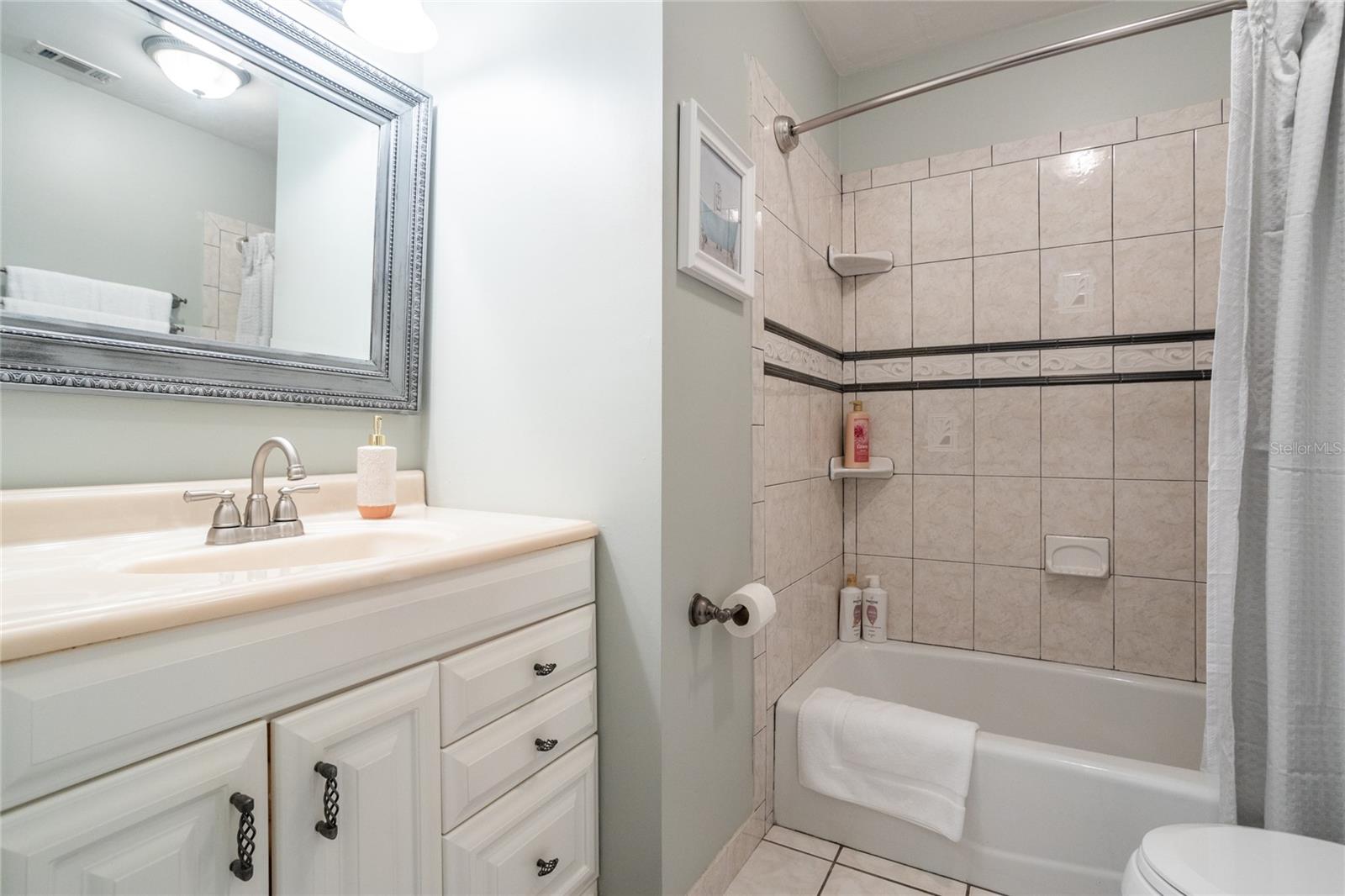 HAILE PLANTATION UNIT 5 - Residential