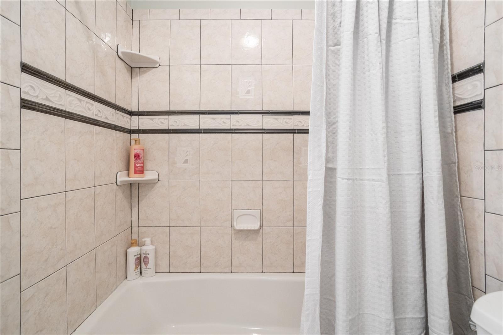 HAILE PLANTATION UNIT 5 - Residential