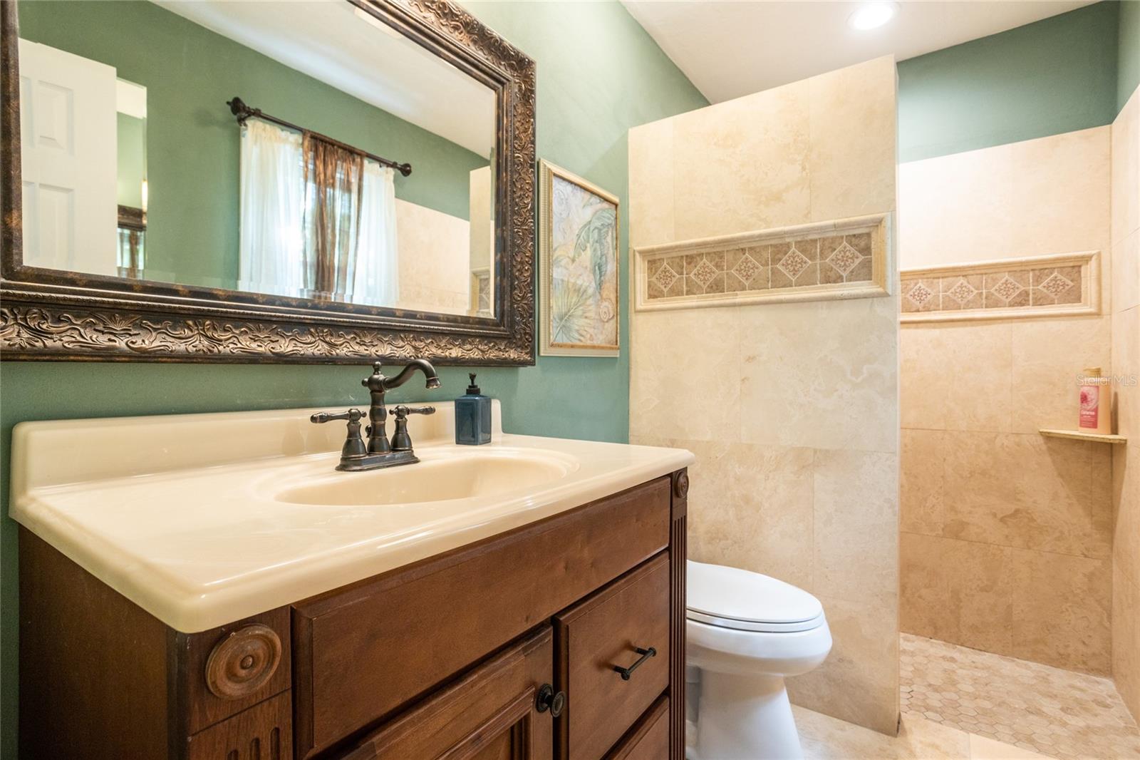 HAILE PLANTATION UNIT 5 - Residential