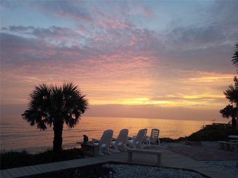 A home in PORT CHARLOTTE