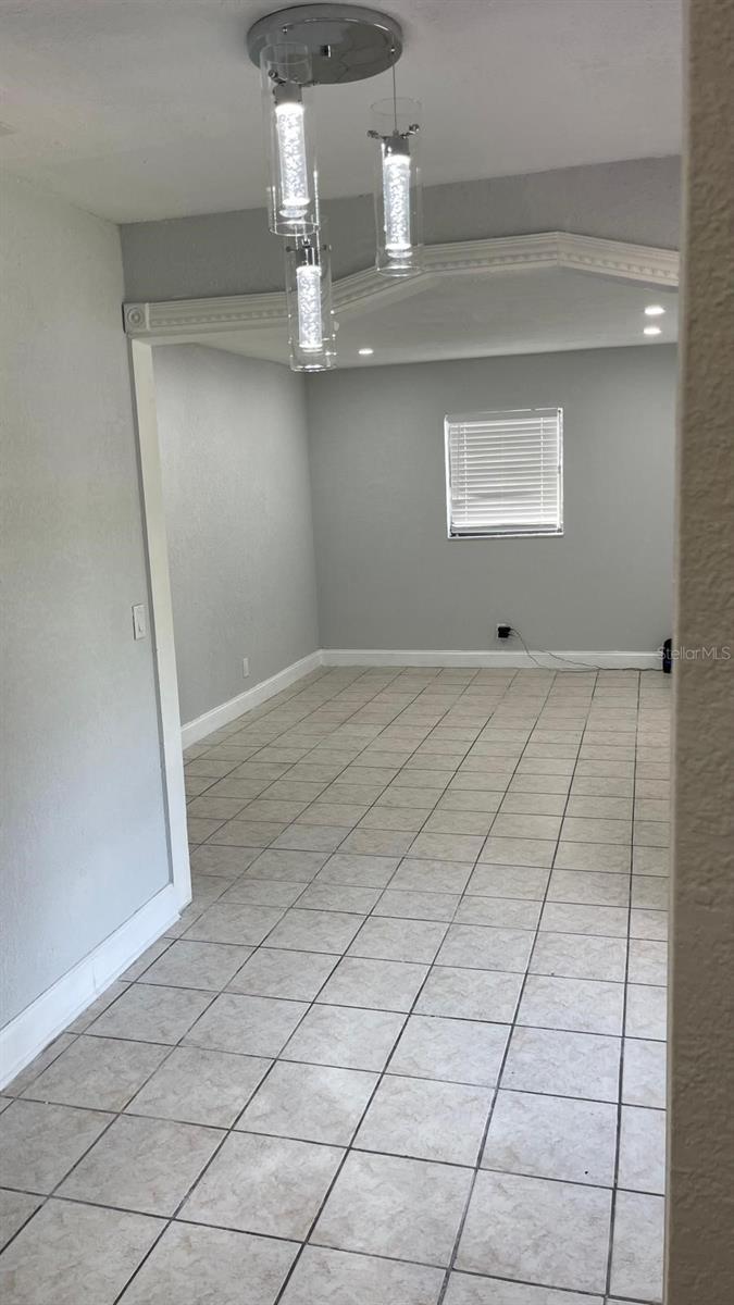 6524 LA MESA CIRCLE