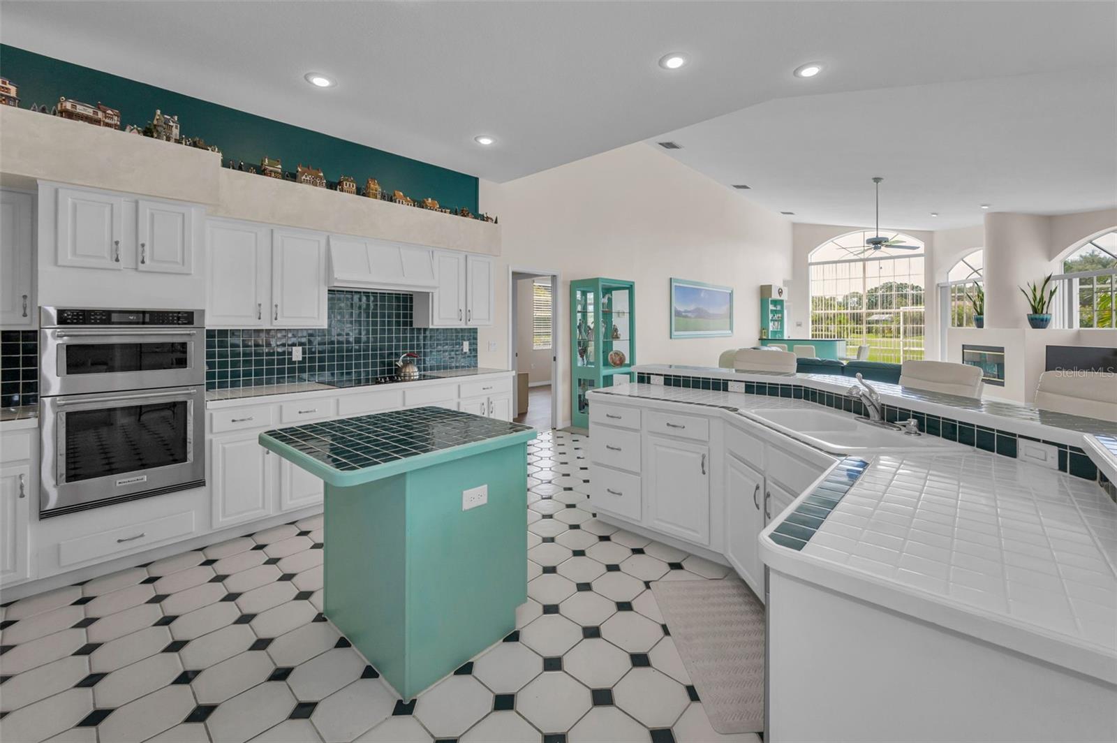 TURTLE CREEK UNIT-ONE - Residential