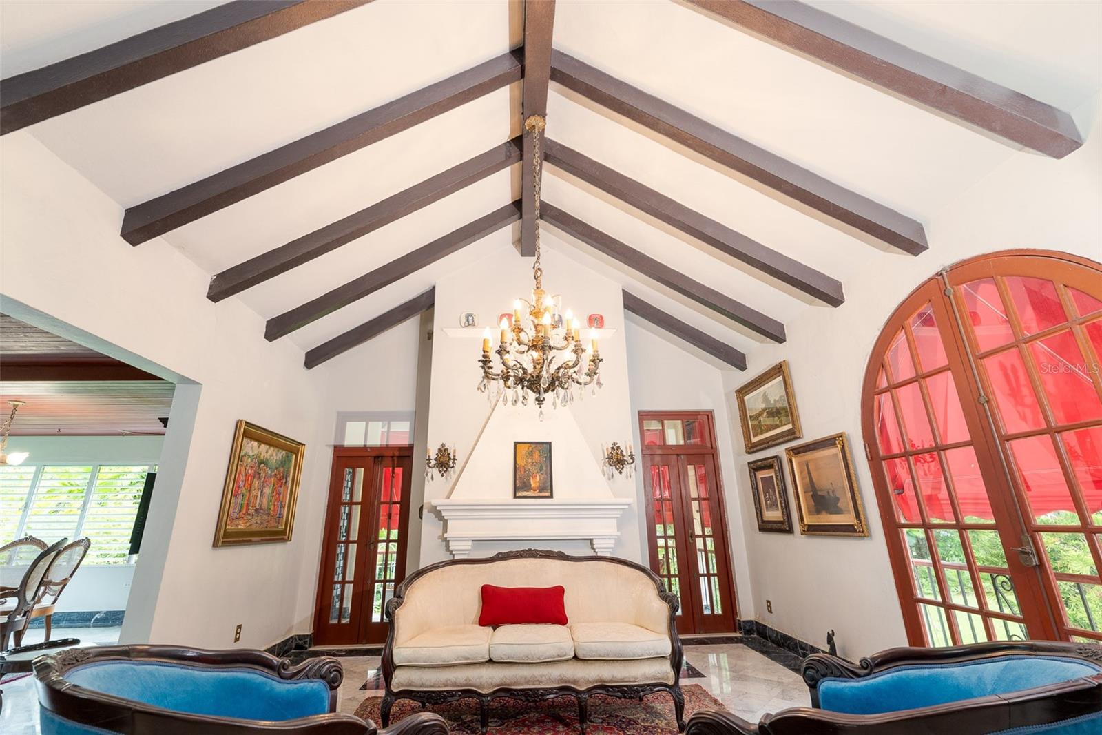 SUCHVILLE - Residential