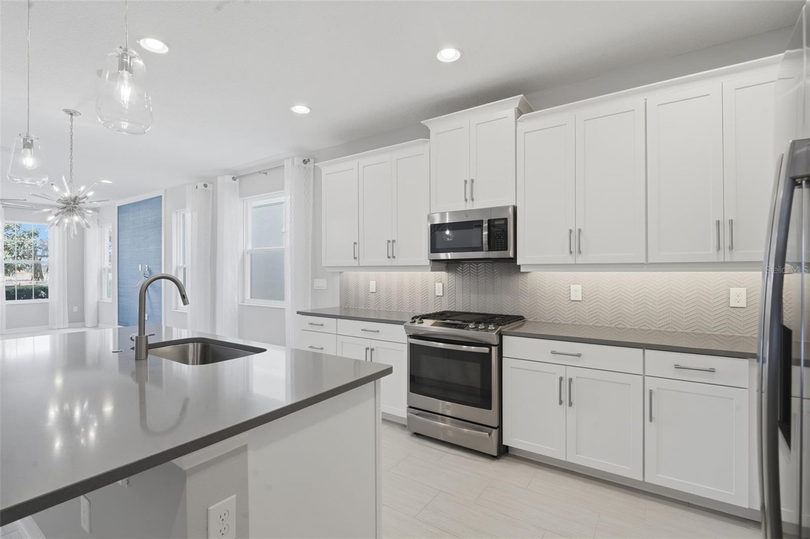 ENCORE/OVATION PH 1 - Residential