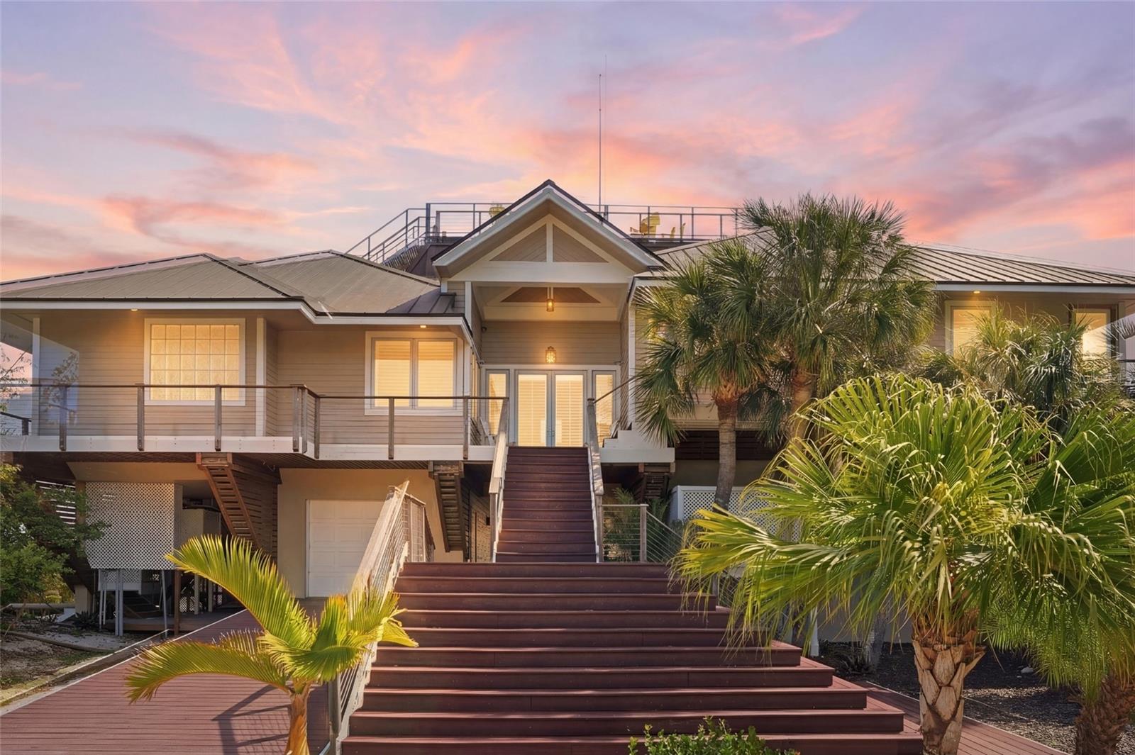 211 KINGFISHER DRIVE