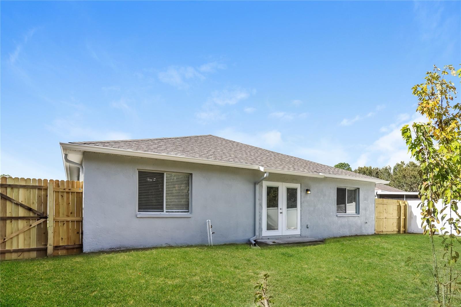 SUMMERFIELD VILLG 1 TRCT 38 - Residential Lease