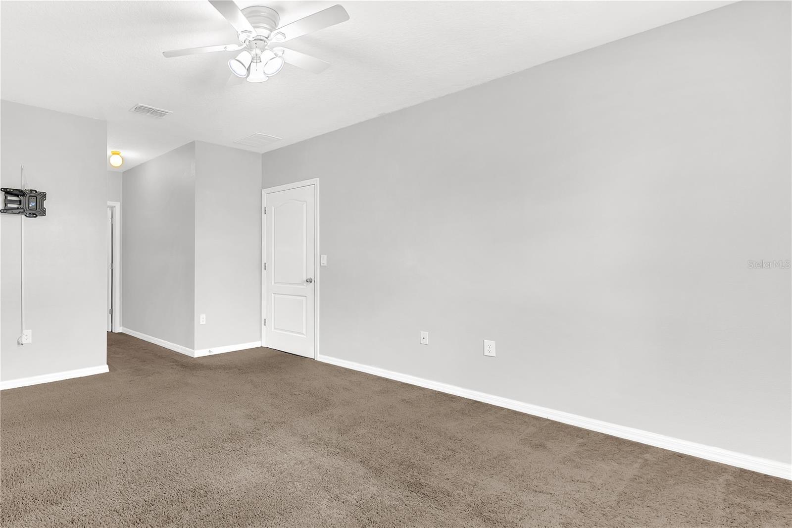 CALABAY AT TOWER LAKE PH 03 - Residential