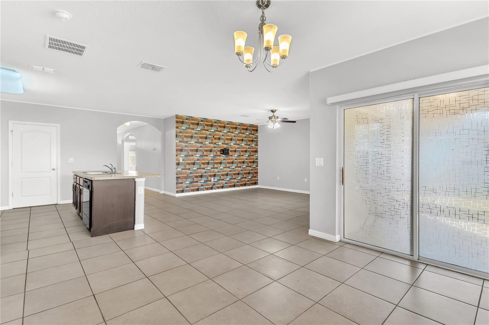 CALABAY AT TOWER LAKE PH 03 - Residential