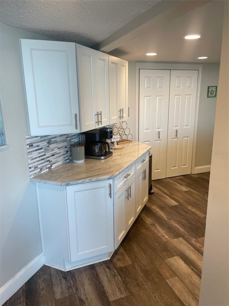 ISLAND WALK CONDO - Residential Lease