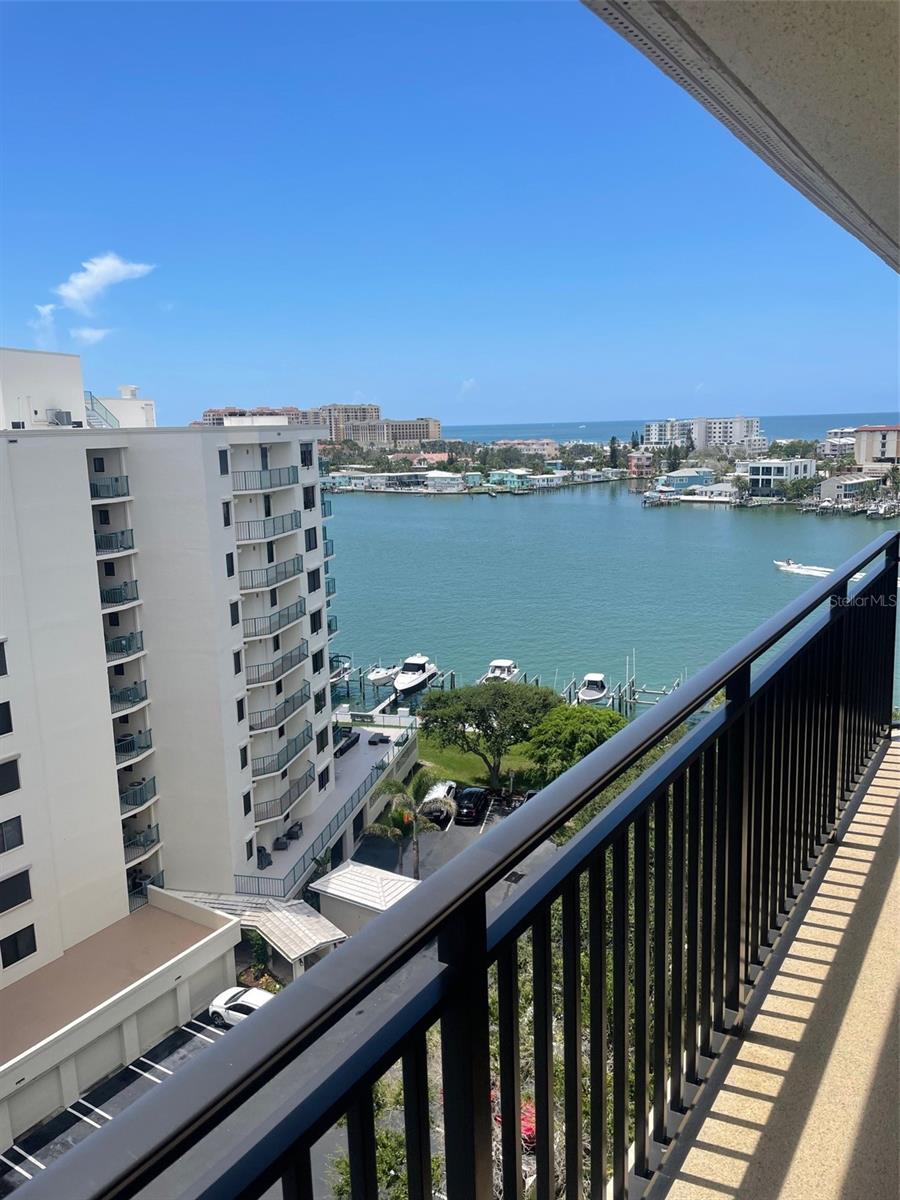 ISLAND WALK CONDO - Residential Lease