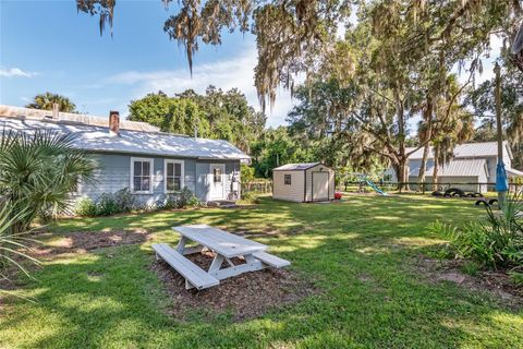 Tiny photo for 5610 Avenue G, Mc Intosh, FL 32664 (MLS # GC534202)