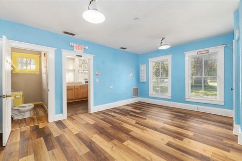 Tiny photo for 5610 Avenue G, Mc Intosh, FL 32664 (MLS # GC534202)