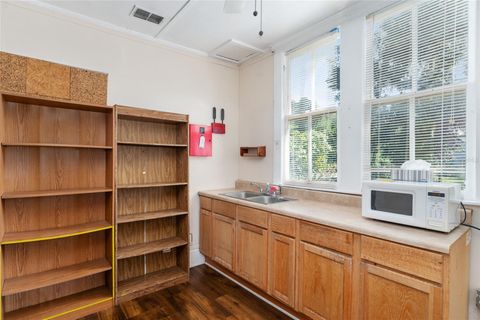 Tiny photo for 5610 Avenue G, Mc Intosh, FL 32664 (MLS # GC534202)