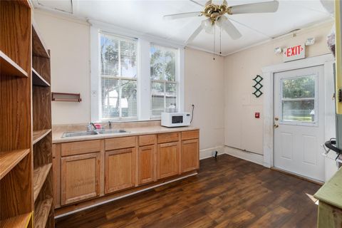 Tiny photo for 5610 Avenue G, Mc Intosh, FL 32664 (MLS # GC534202)