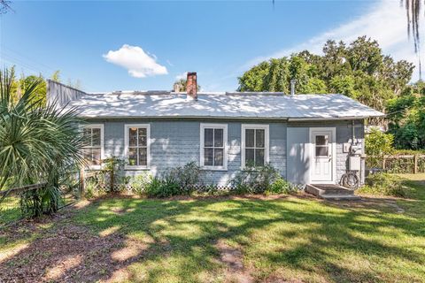 Tiny photo for 5610 Avenue G, Mc Intosh, FL 32664 (MLS # GC534202)