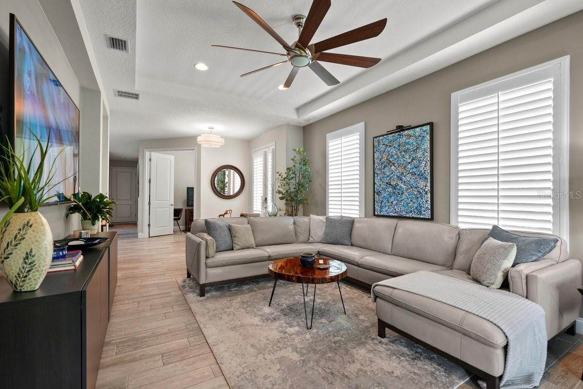 8 HAWK ROOST COURT