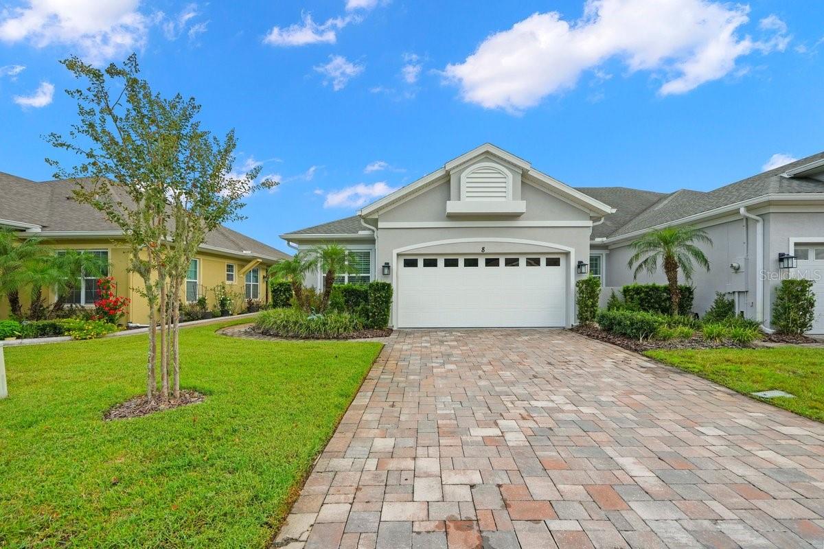 8 HAWK ROOST COURT