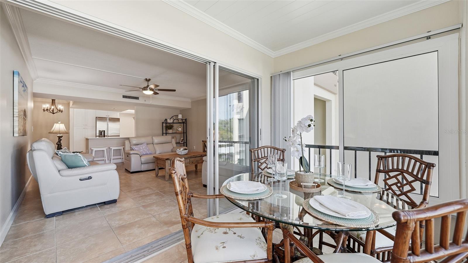 WHISPERING SANDS - Residential