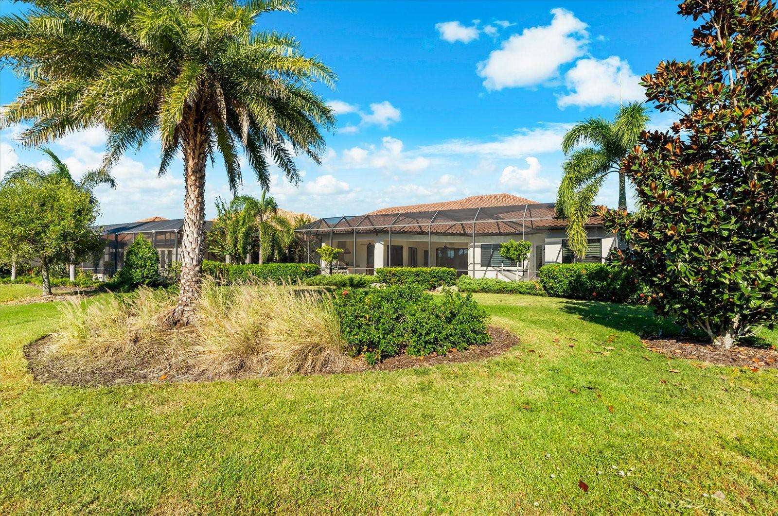 COUNTRY CLUB EAST AT LAKEWD RNCH VV2 - Residential