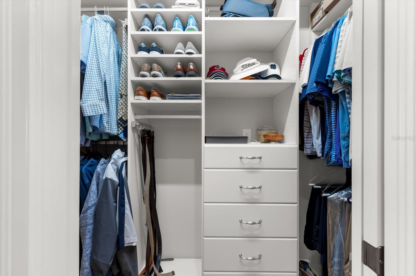 COUNTRY CLUB EAST AT LAKEWD RNCH VV2 - Residential