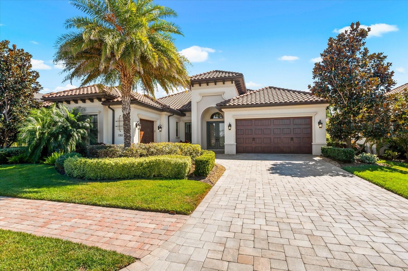 Casas a venda 1 - Jen Dantas 7203 PRESTBURY CIRCLE