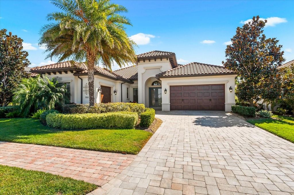 Photo of 7203 Prestbury Circle, Bradenton, FL 34202 (MLS # A4669526)