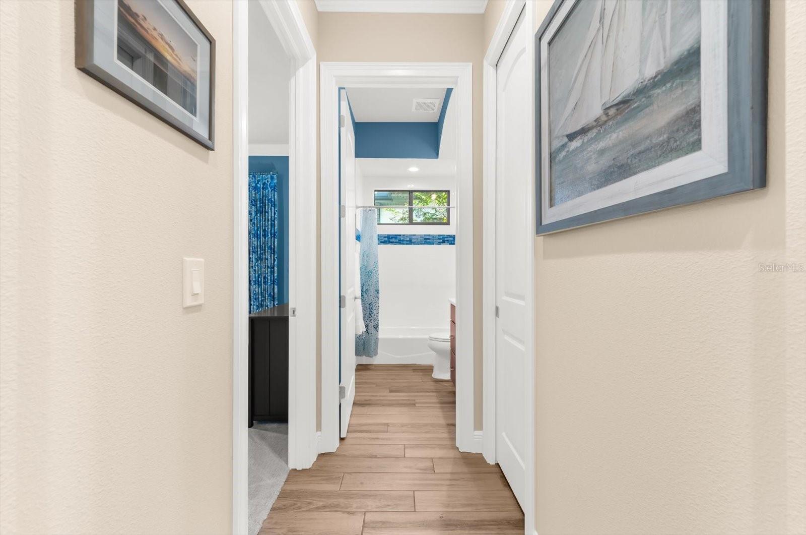 COUNTRY CLUB EAST AT LAKEWD RNCH VV2 - Residential