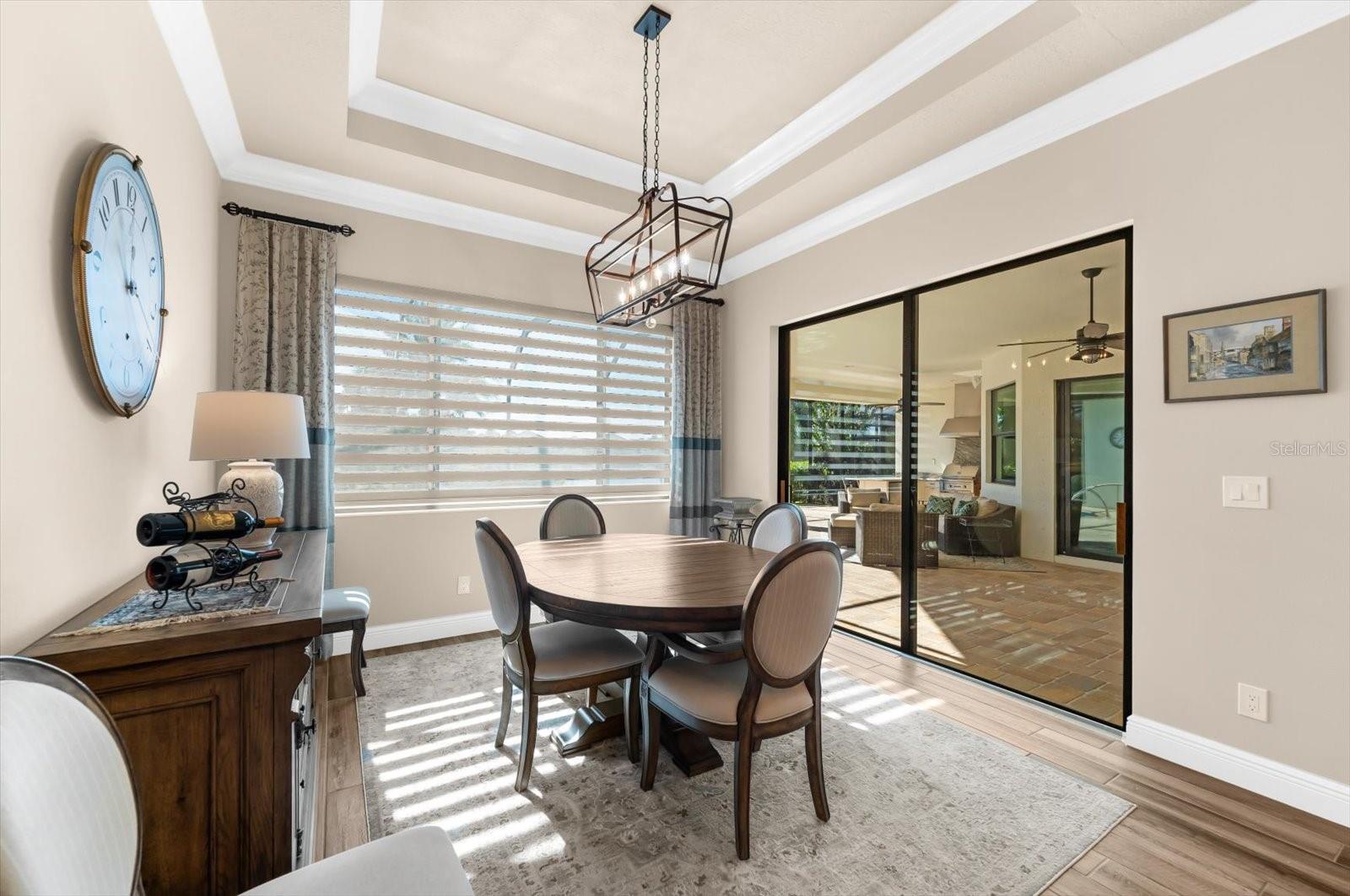 COUNTRY CLUB EAST AT LAKEWD RNCH VV2 - Residential