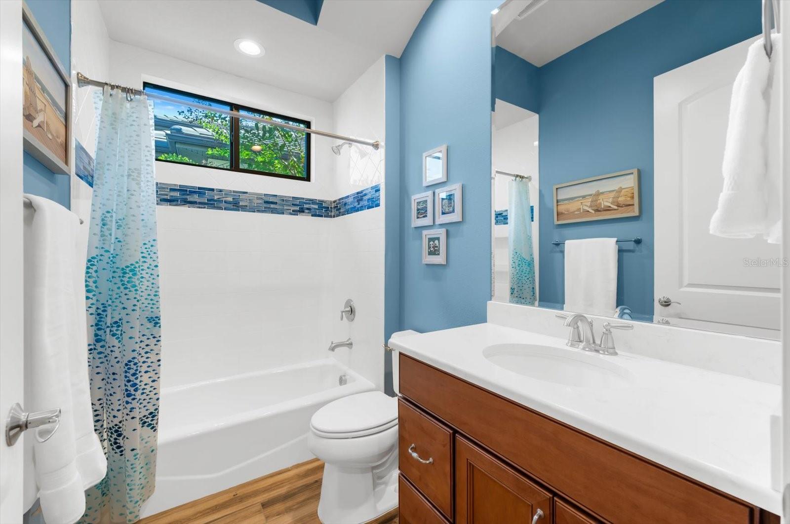 COUNTRY CLUB EAST AT LAKEWD RNCH VV2 - Residential