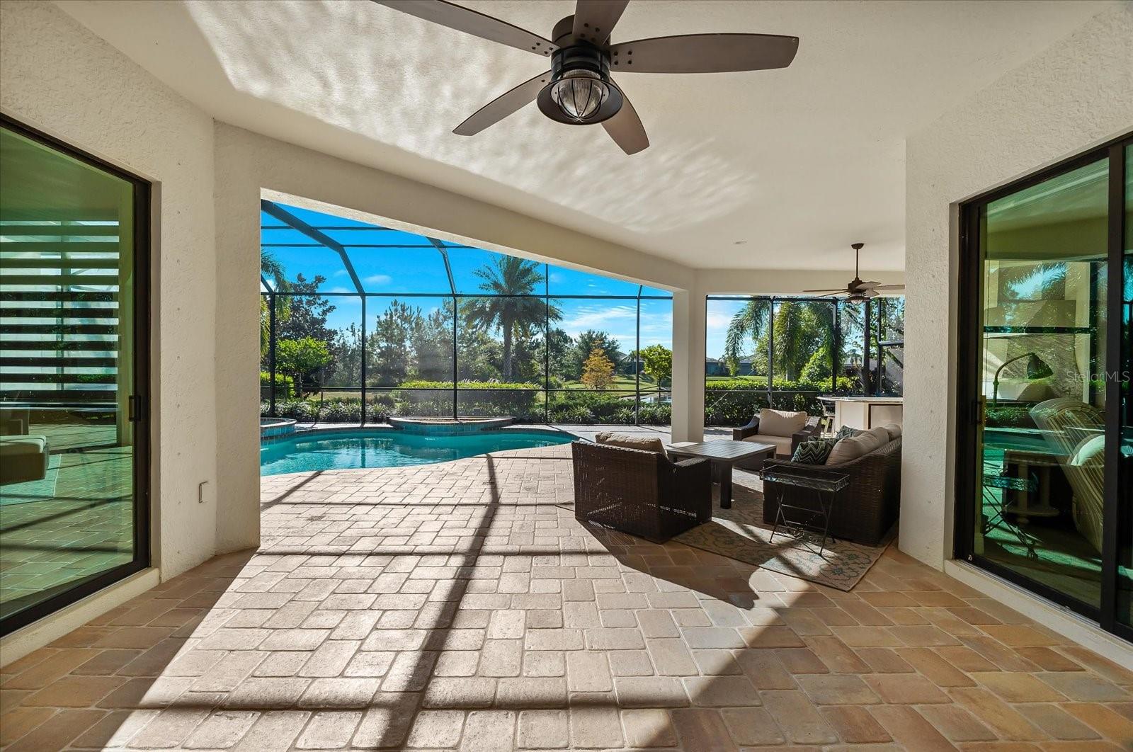 COUNTRY CLUB EAST AT LAKEWD RNCH VV2 - Residential