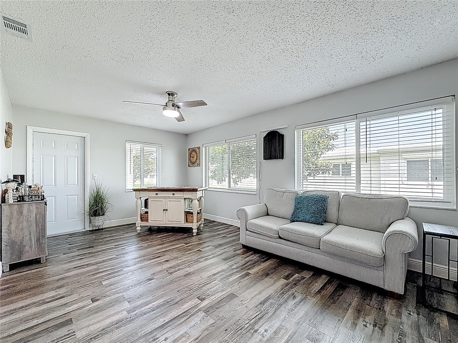 MAINLANDS OF TAMARAC BY THE GULF UNIT 4 CONDO - Residential