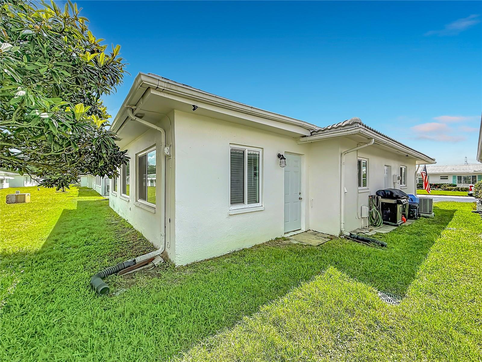 MAINLANDS OF TAMARAC BY THE GULF UNIT 4 CONDO - Residential