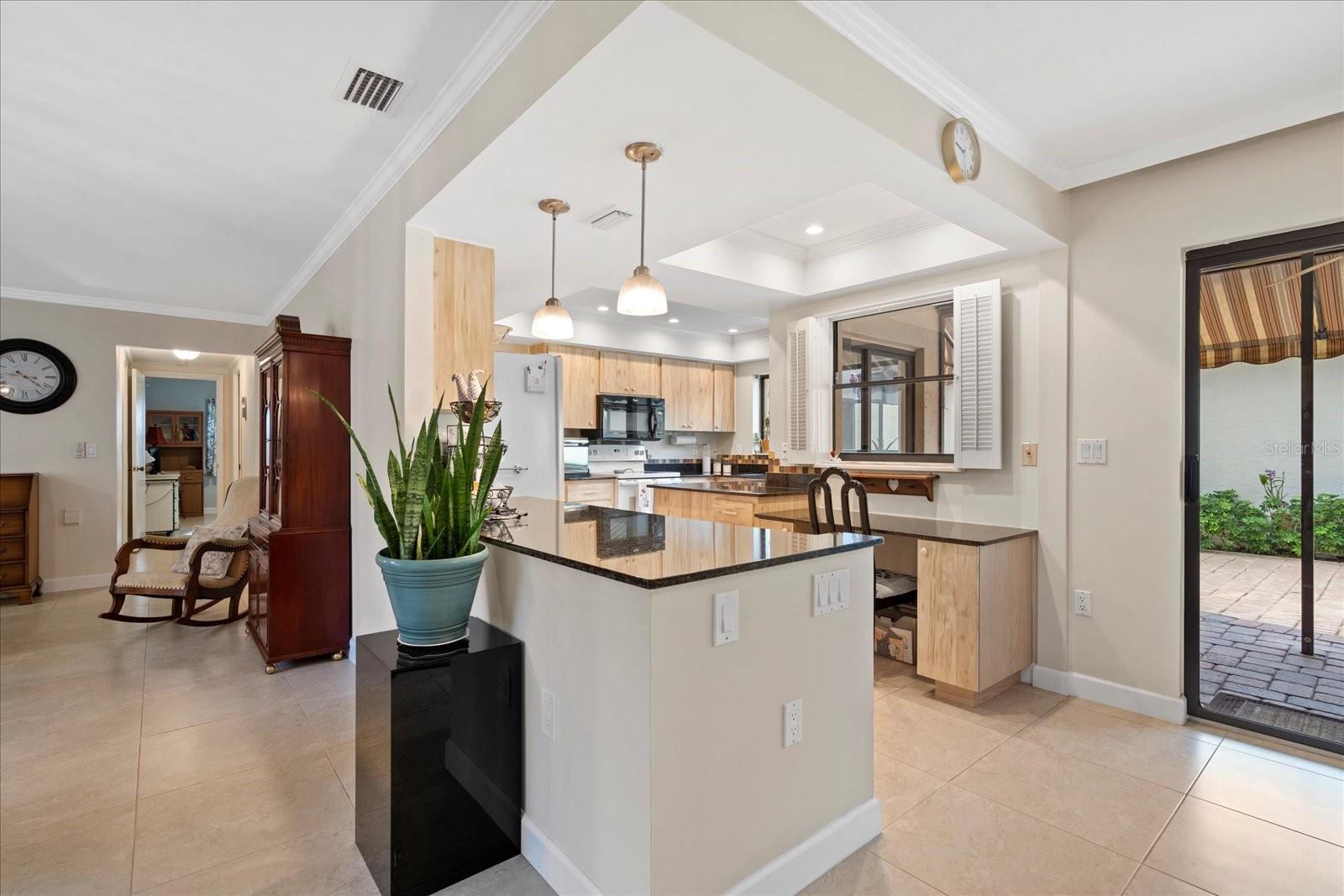 GLEN OAKS MANOR - Residential