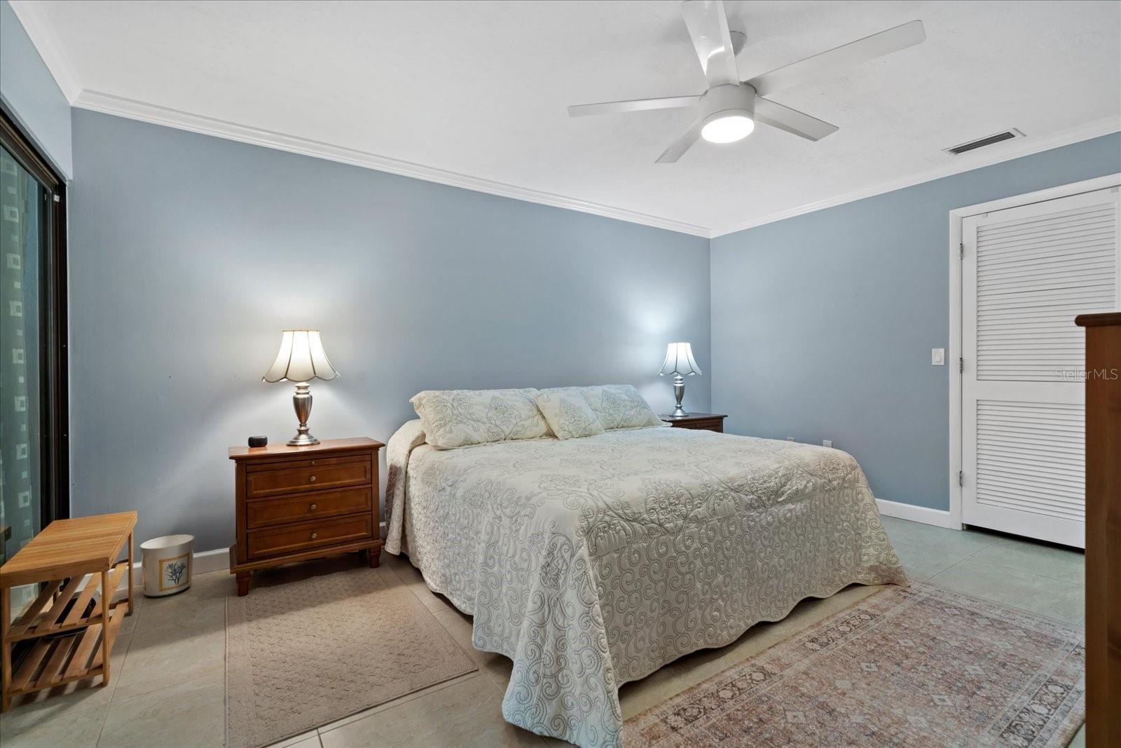 GLEN OAKS MANOR - Residential