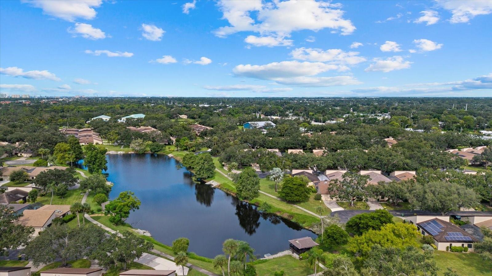 3953 GLEN OAKS MANOR DRIVE