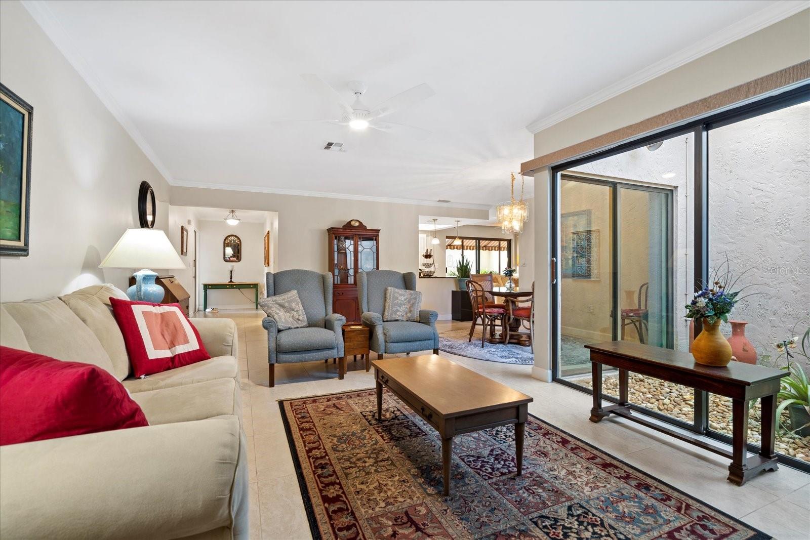 GLEN OAKS MANOR - Residential