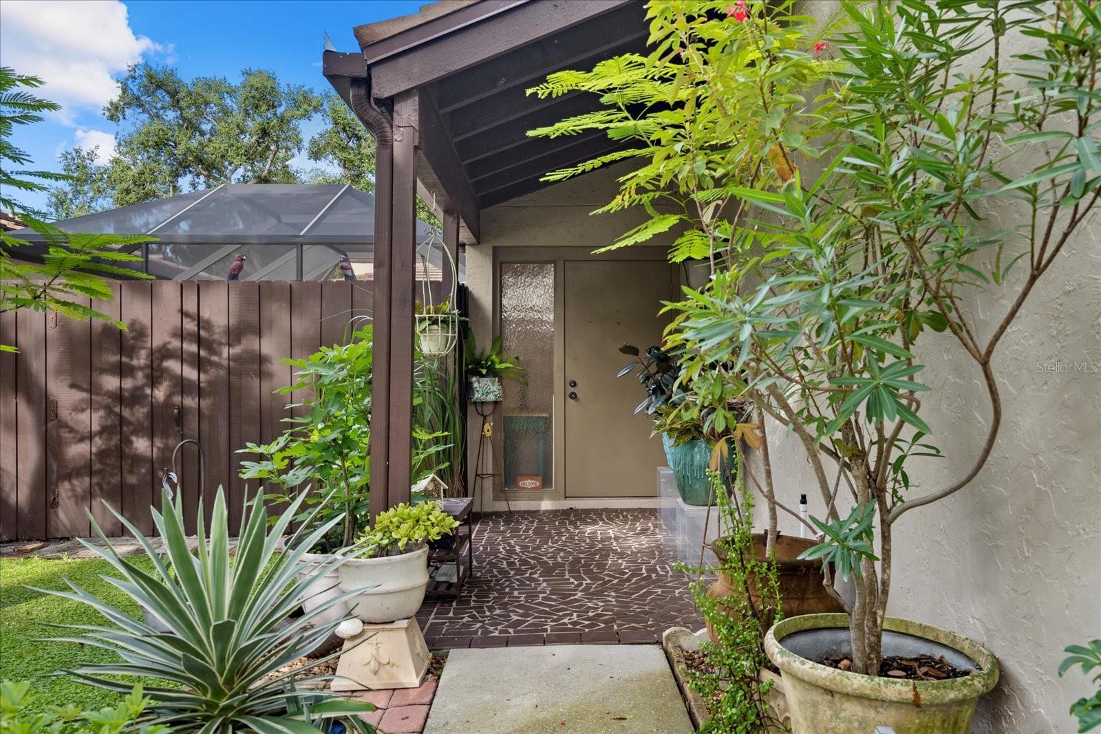 GLEN OAKS MANOR - Residential