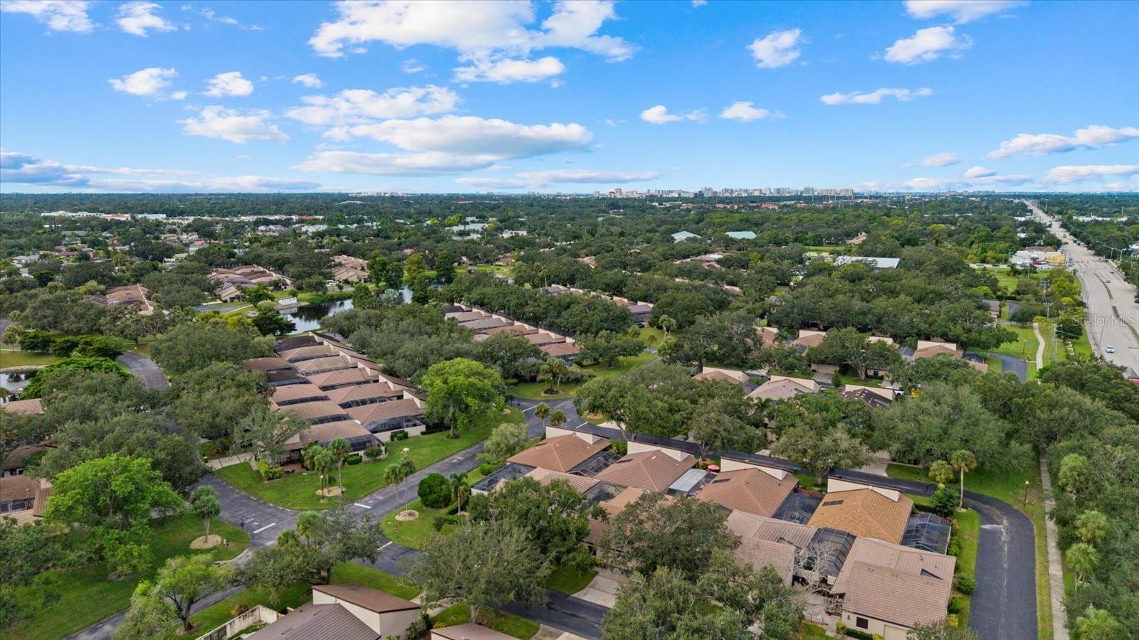 GLEN OAKS MANOR - Residential