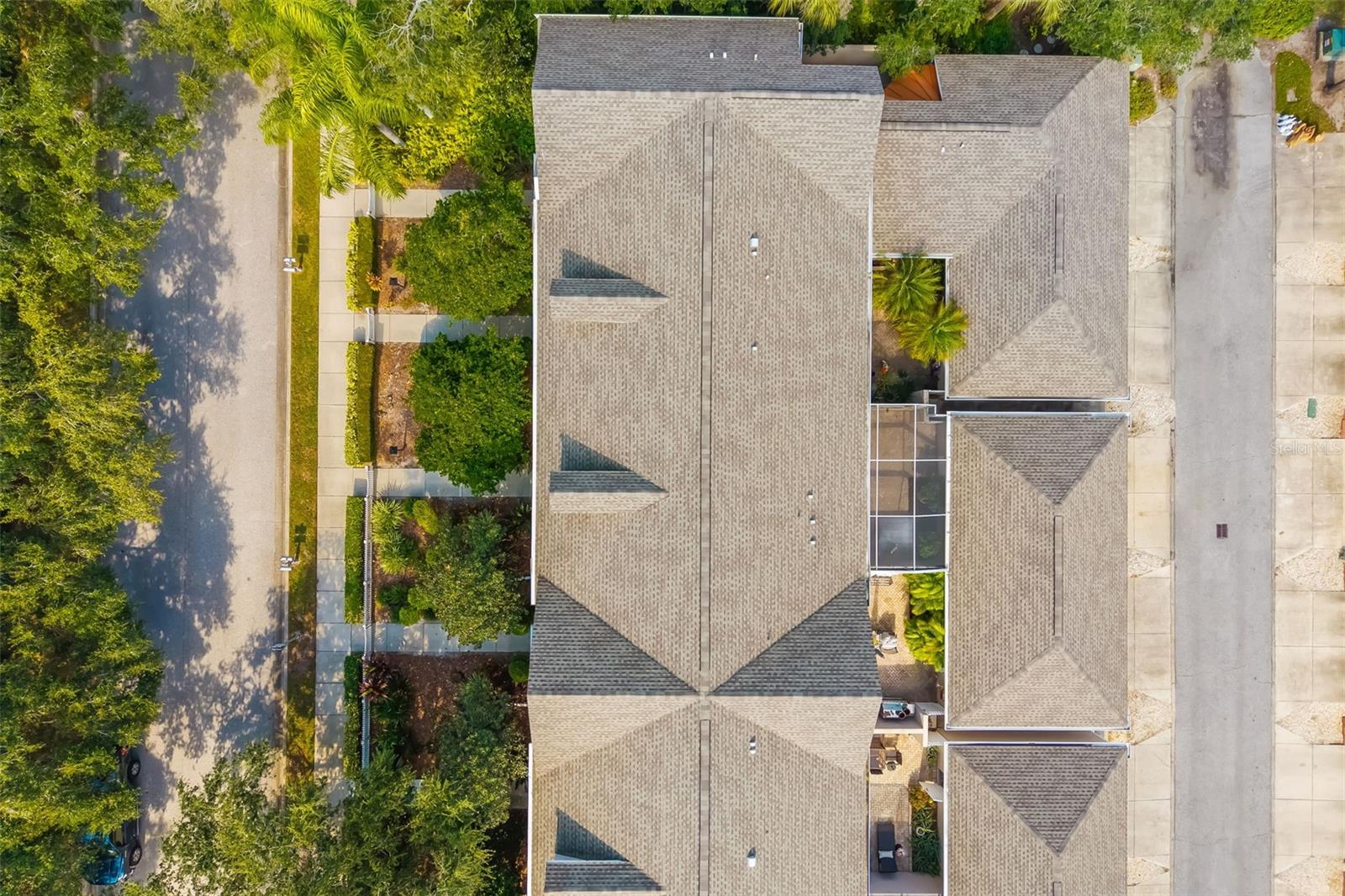 HARBORAGE ON BRADEN RIVER PH II - Residential