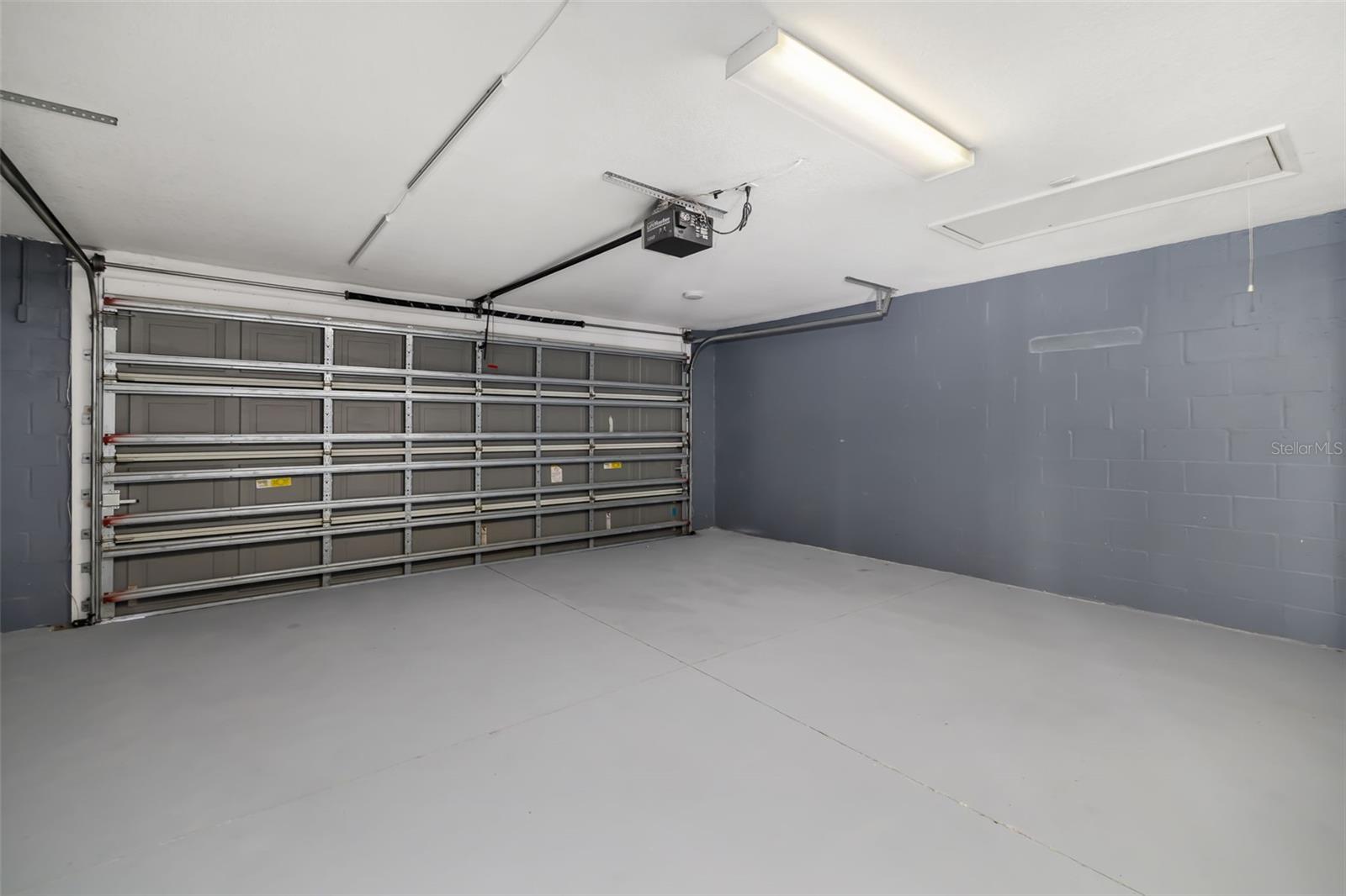 HARBORAGE ON BRADEN RIVER PH II - Residential